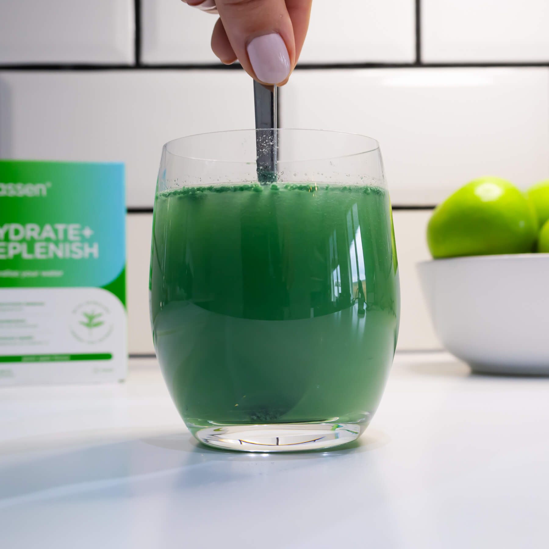 Wassen Hydrate + Replenish drink made up in glass